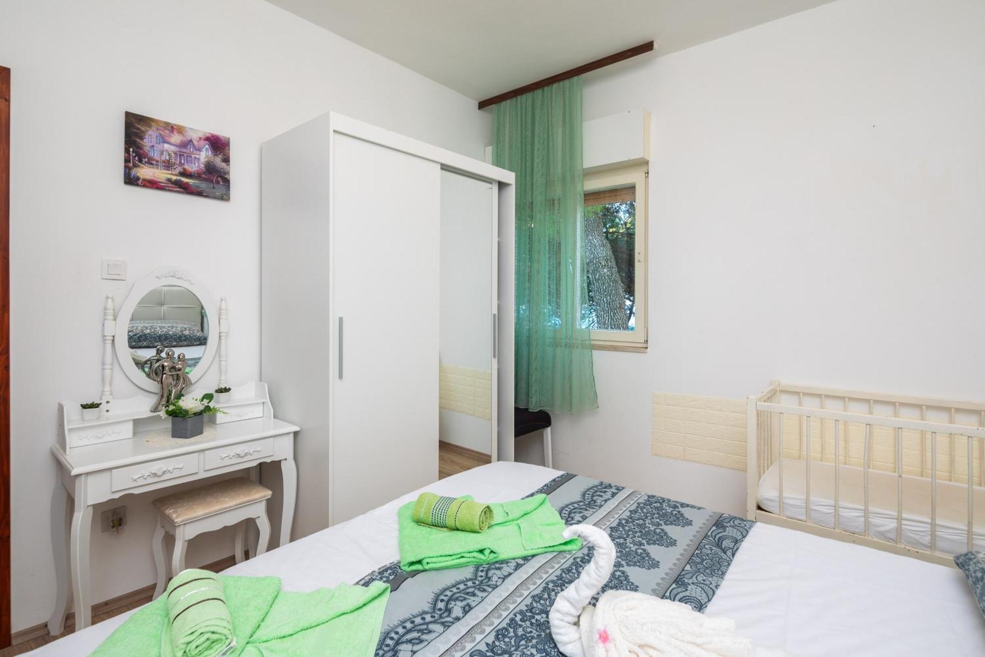 Urban Edge - Beach Apartments 奥米什 外观 照片