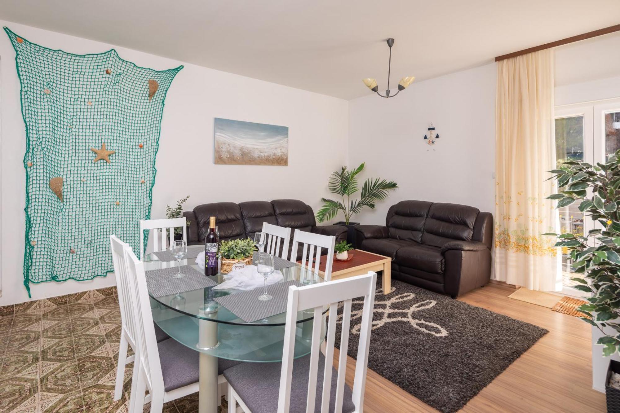 Urban Edge - Beach Apartments 奥米什 外观 照片