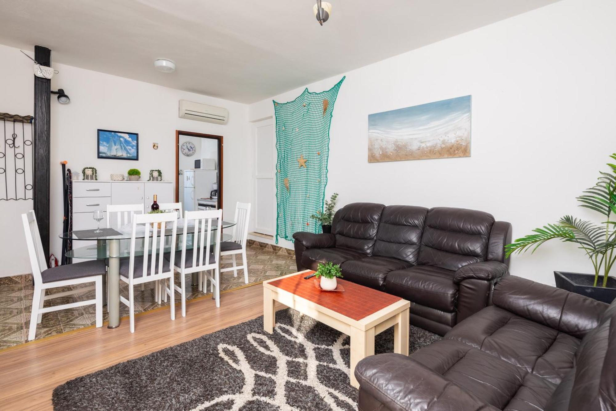 Urban Edge - Beach Apartments 奥米什 外观 照片