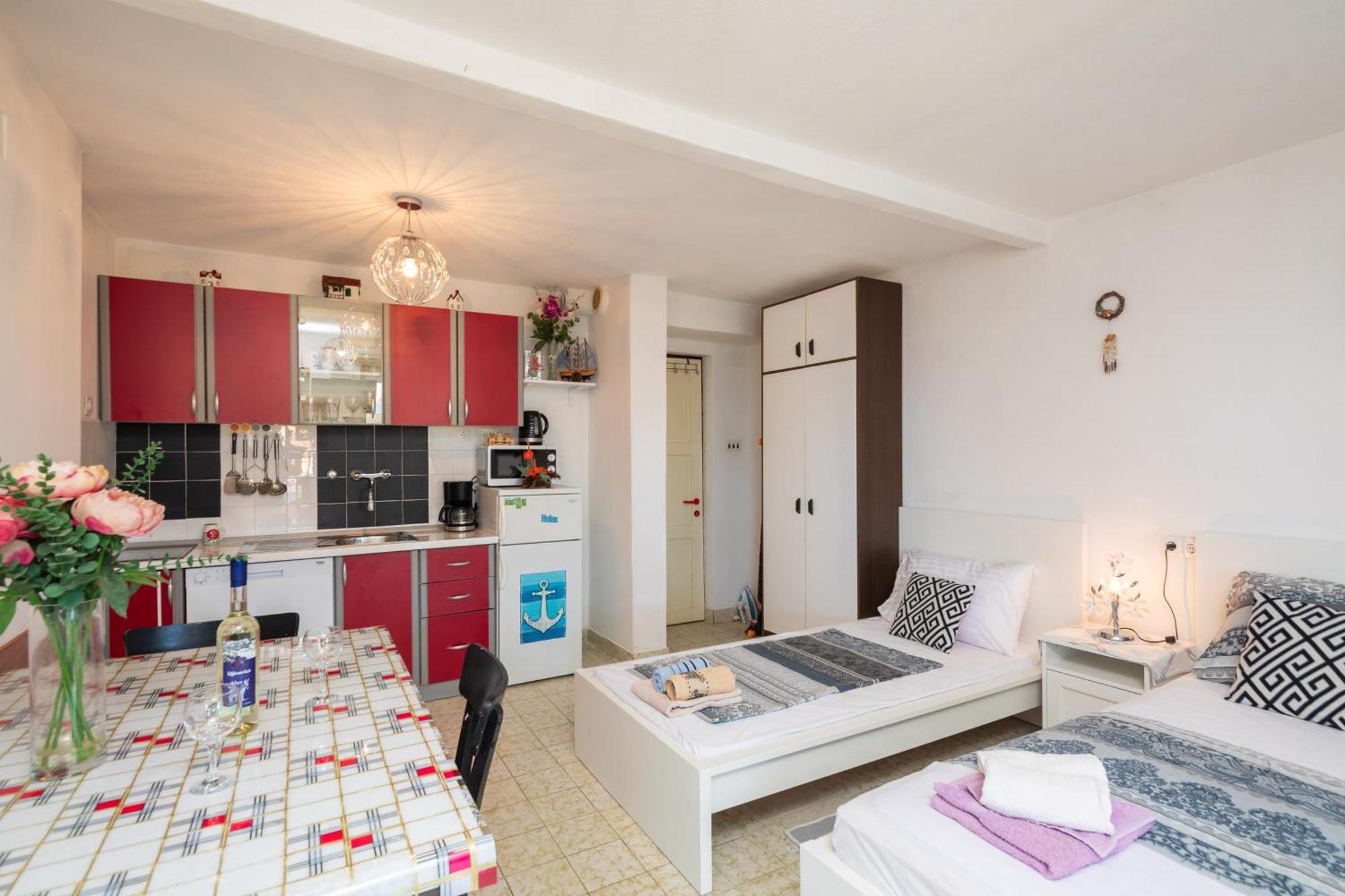 Urban Edge - Beach Apartments 奥米什 外观 照片
