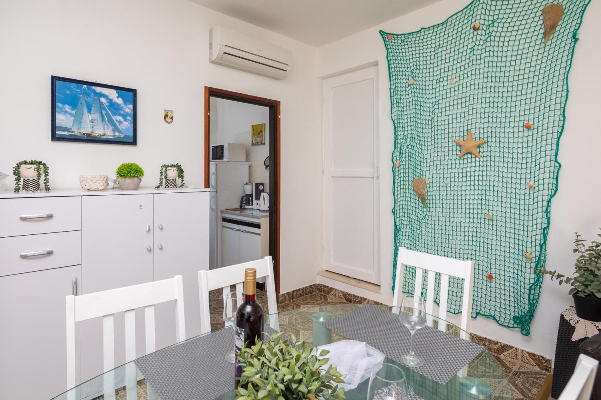 Urban Edge - Beach Apartments 奥米什 外观 照片
